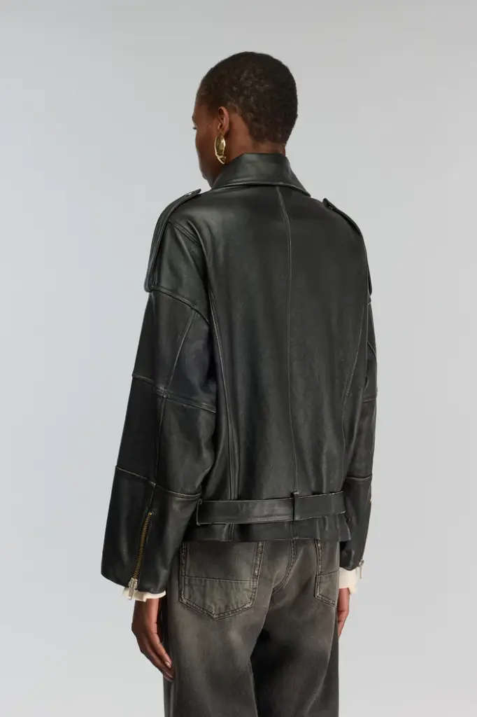 9530003000043 - 3.webp