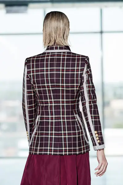 9530004000295 - 6.webp