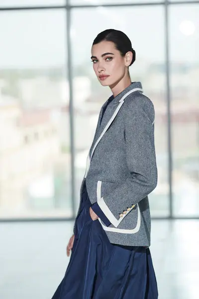 9530004000296 - 3.webp