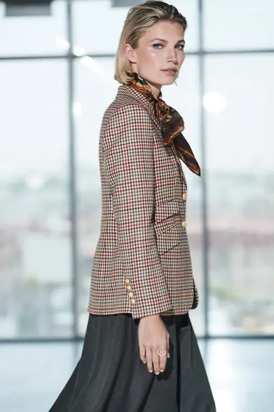 9530004000299 - 3.webp