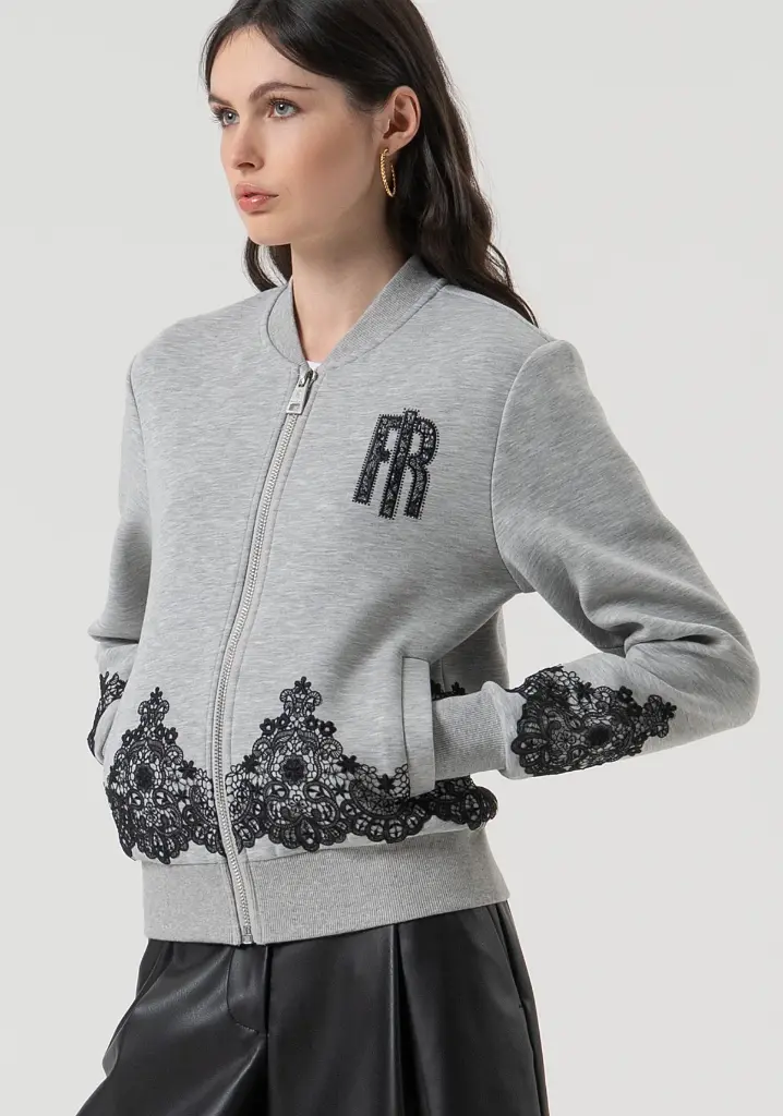 9530005000085 - 3.webp