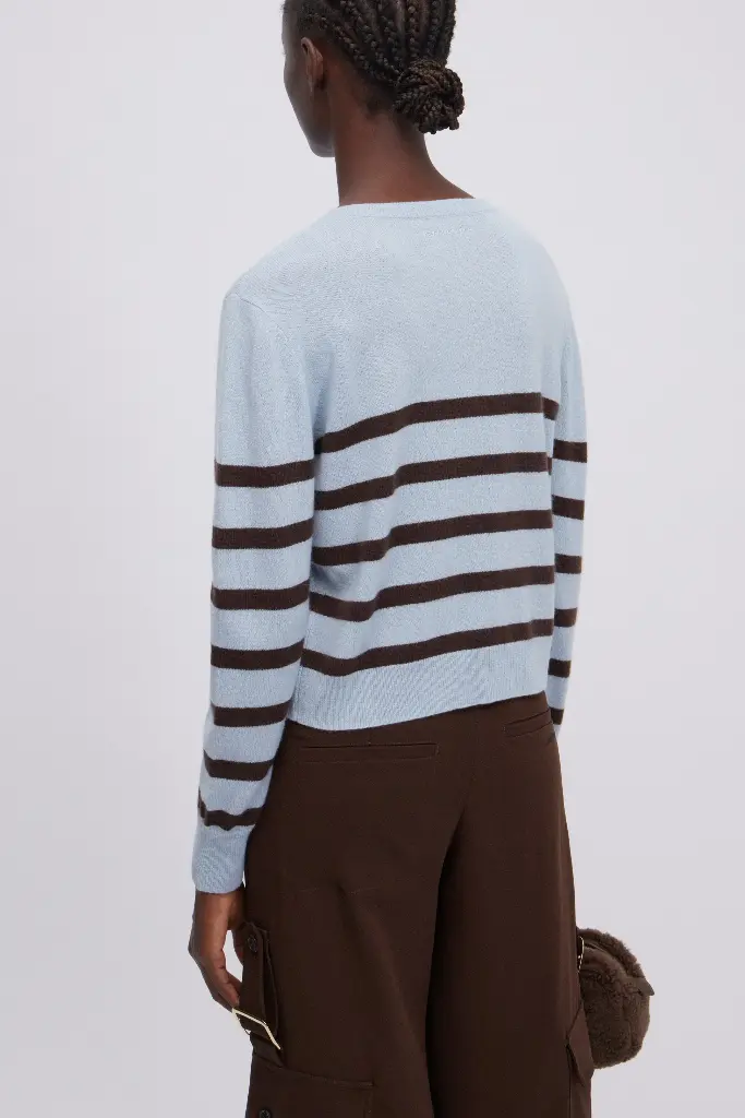 9530012000583 - 4.webp