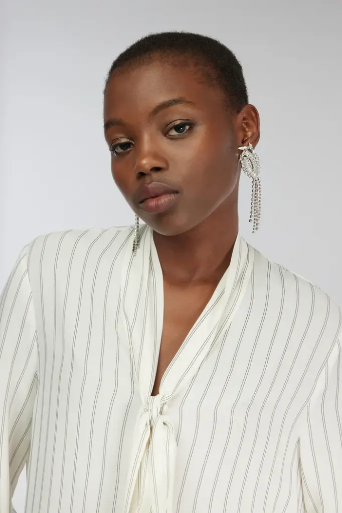 9530024001215 - 4.webp