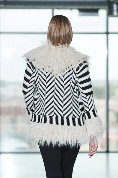 9530047000871 - 6.webp