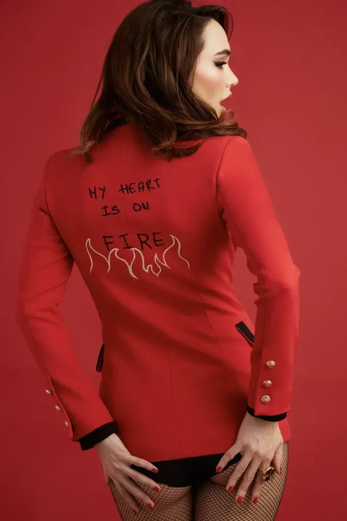 94 30 004 000238 - 3.webp