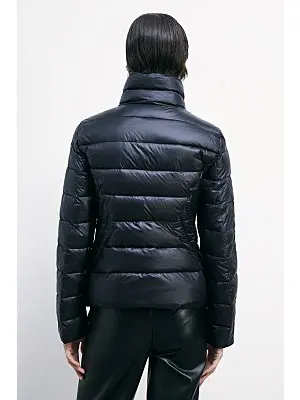 9530018000389 - 3.webp