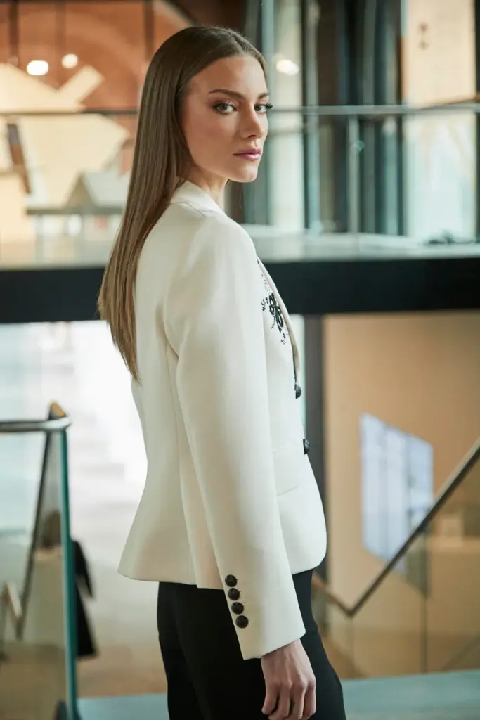 95 30 004 000270 - 3.webp