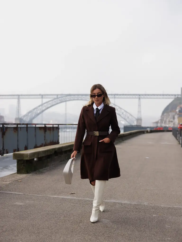 94 30 001 000422 - 4.webp