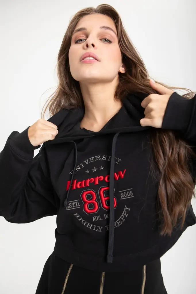 sudadera-escudo (1).webp
