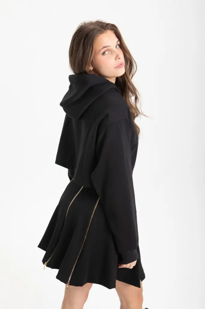 sudadera-escudo (3).webp