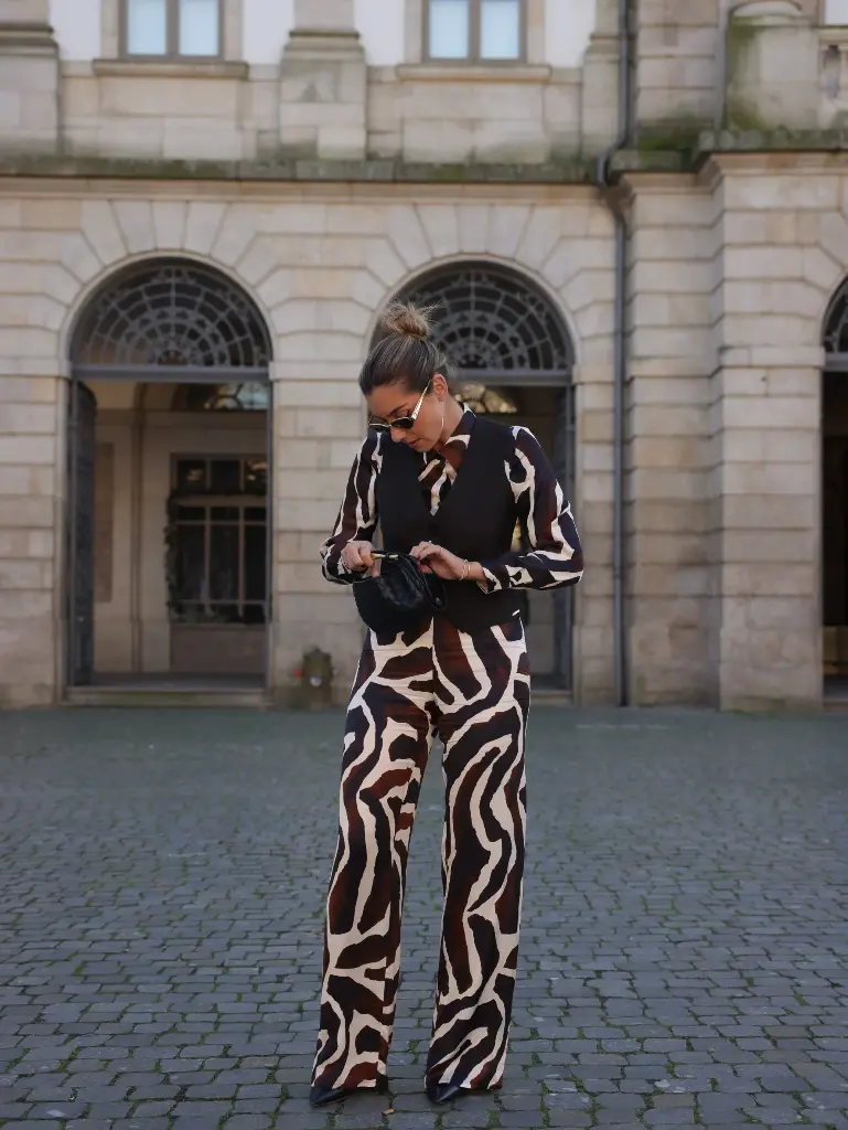 93 30 024 001063 - 2.webp