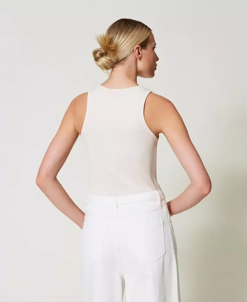 95 30 028 000435 - 3.webp