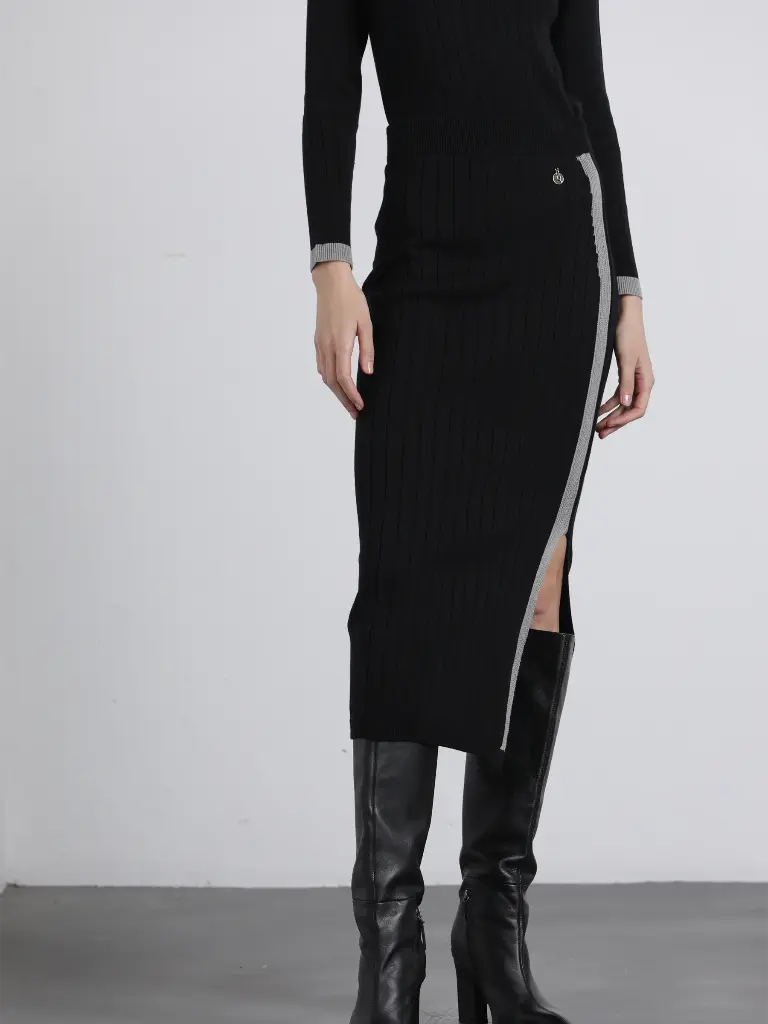 93 30 032 000121 - 3.webp