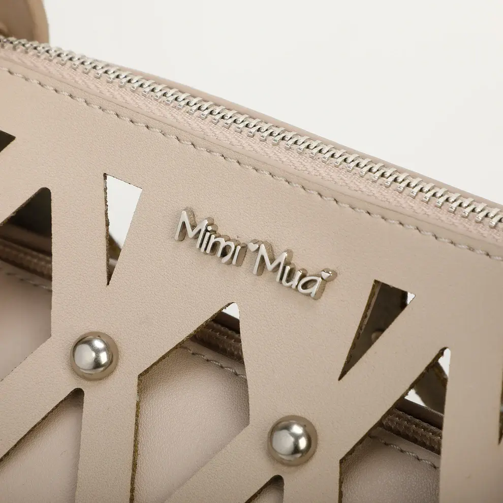 95 31 202 000163 - 5.webp