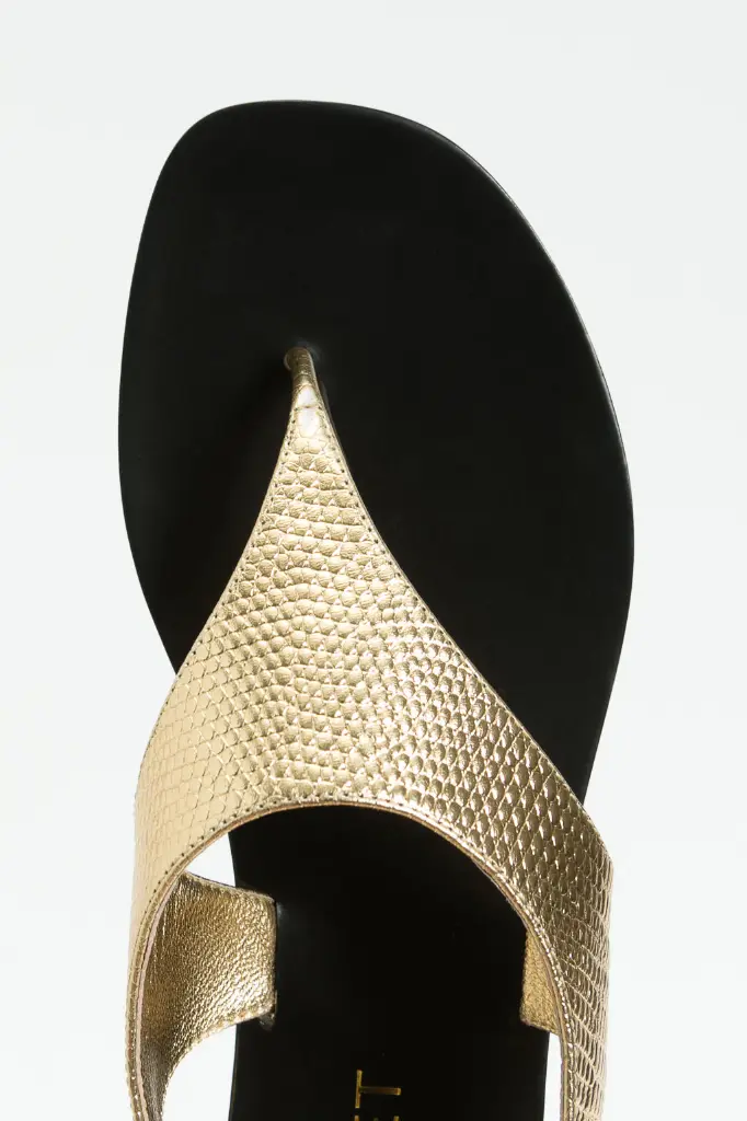 95 32 427 000030 - 3.webp