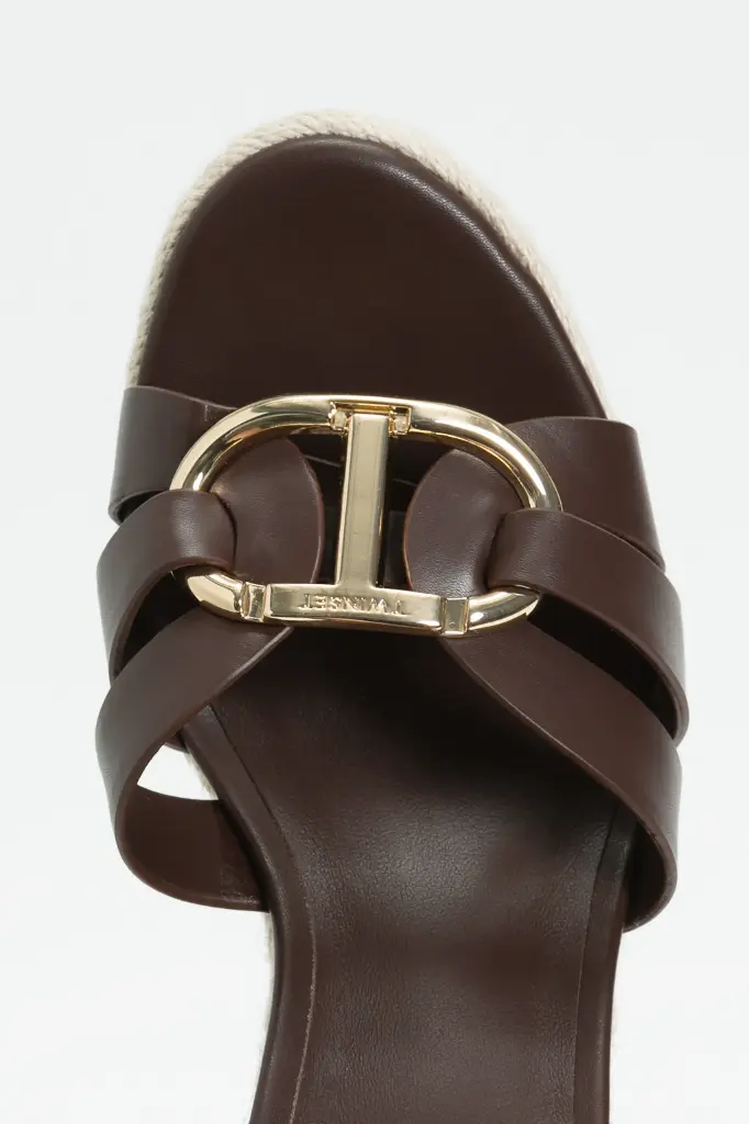 95 32 414 000006 - 3.webp