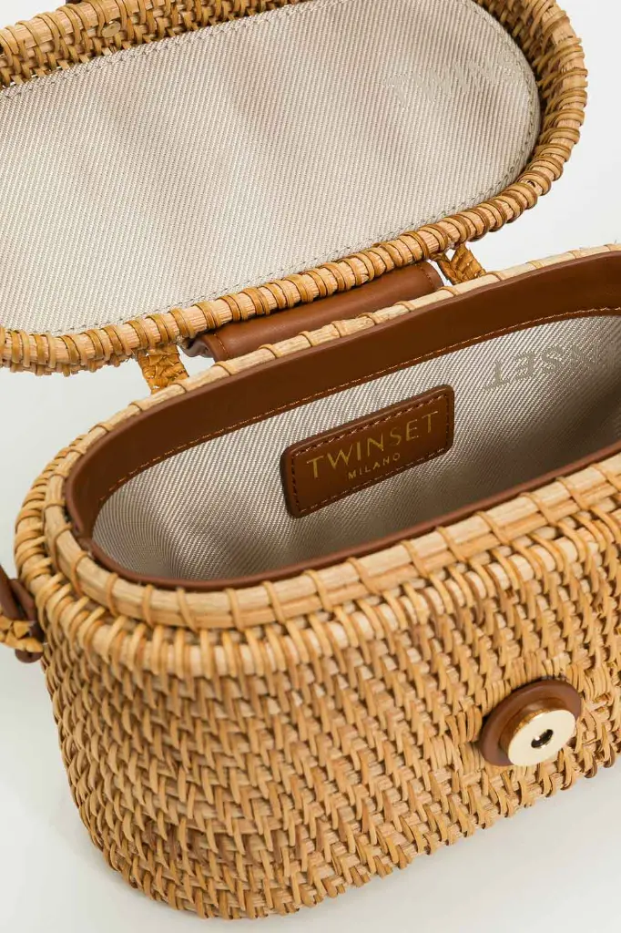 95 31 200 000230 - 3.webp