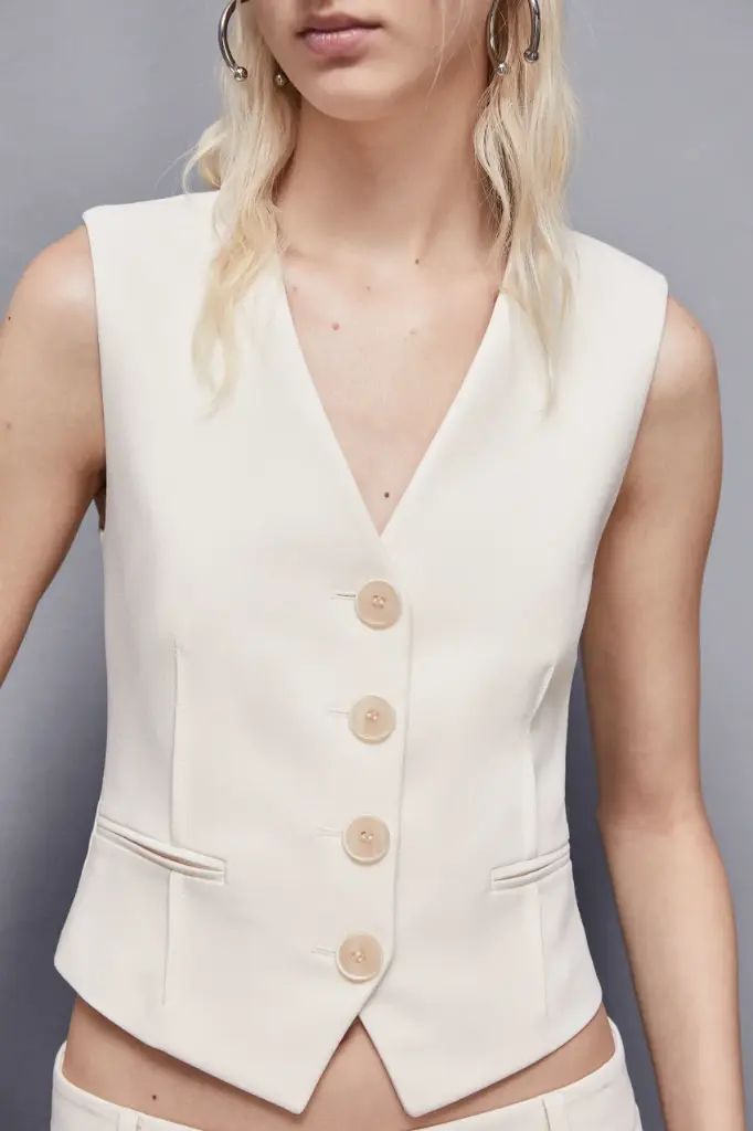 94 30 011 000245 - 2.webp