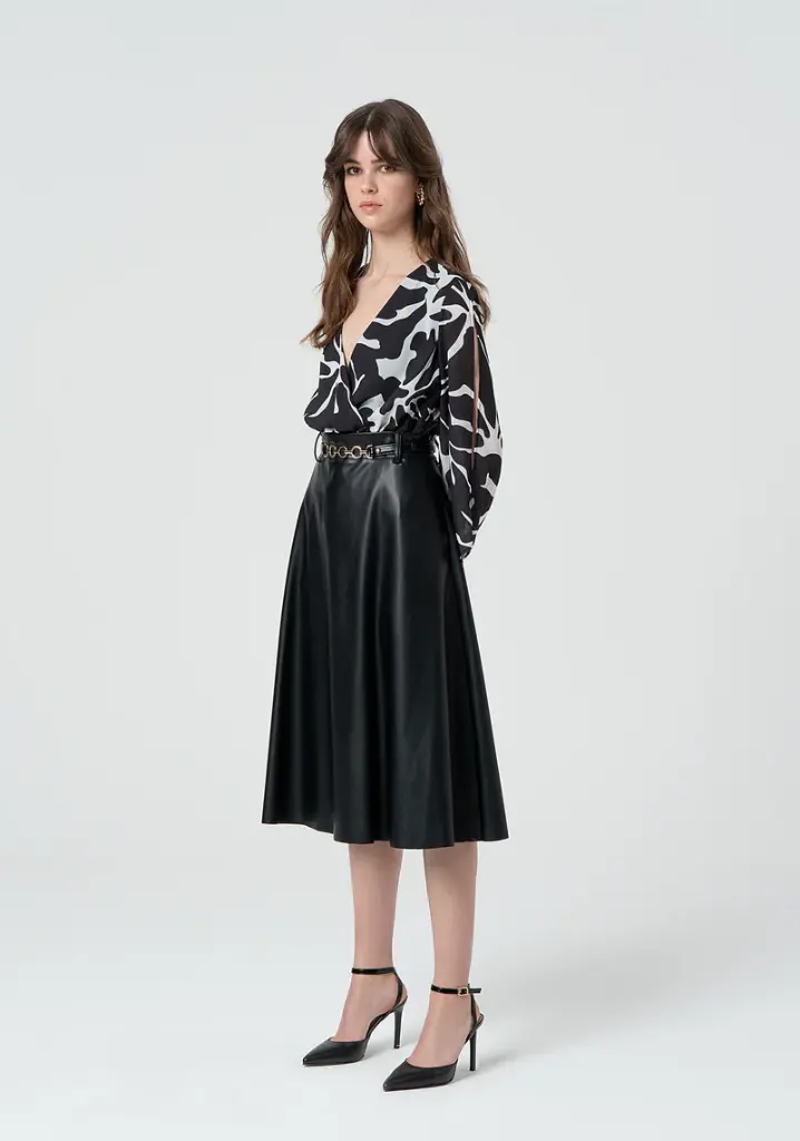 95 30 032 000146 - 3.webp