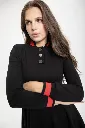 vestido-punto-negro-evase (3).webp