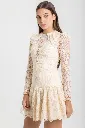 vestido-vainilla-calado (3).webp