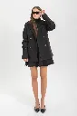 abrigo-estilo-gabardina-corto-negro (3).webp