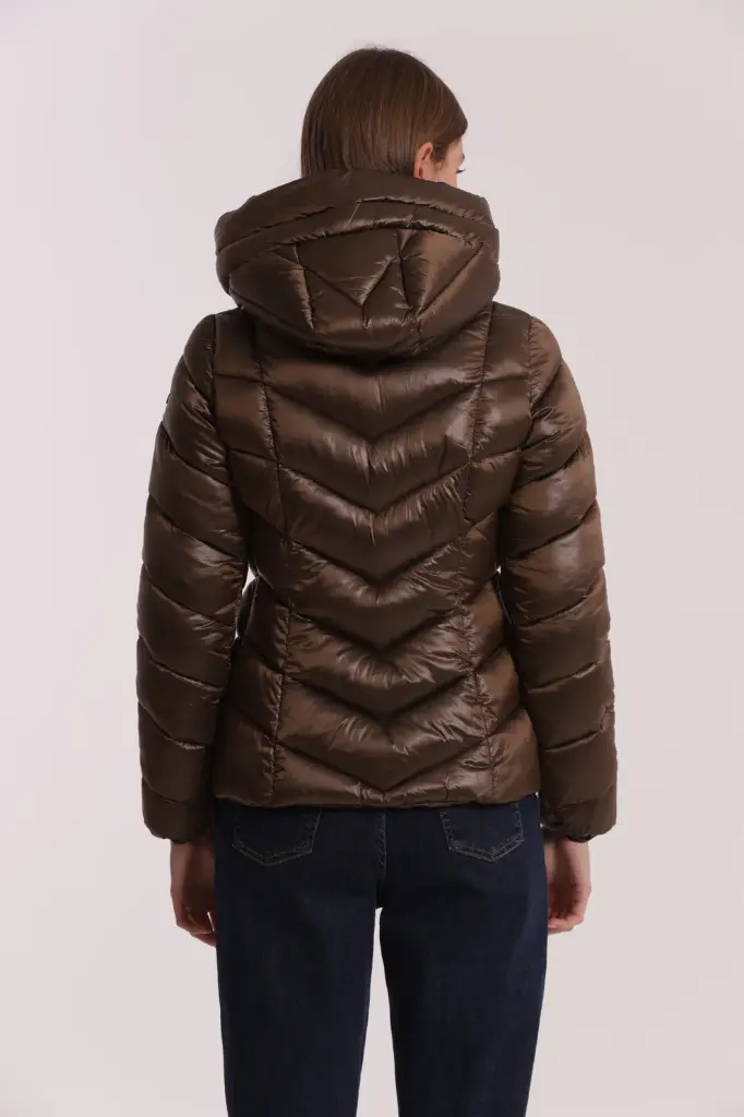 9530018000418 - 3.webp