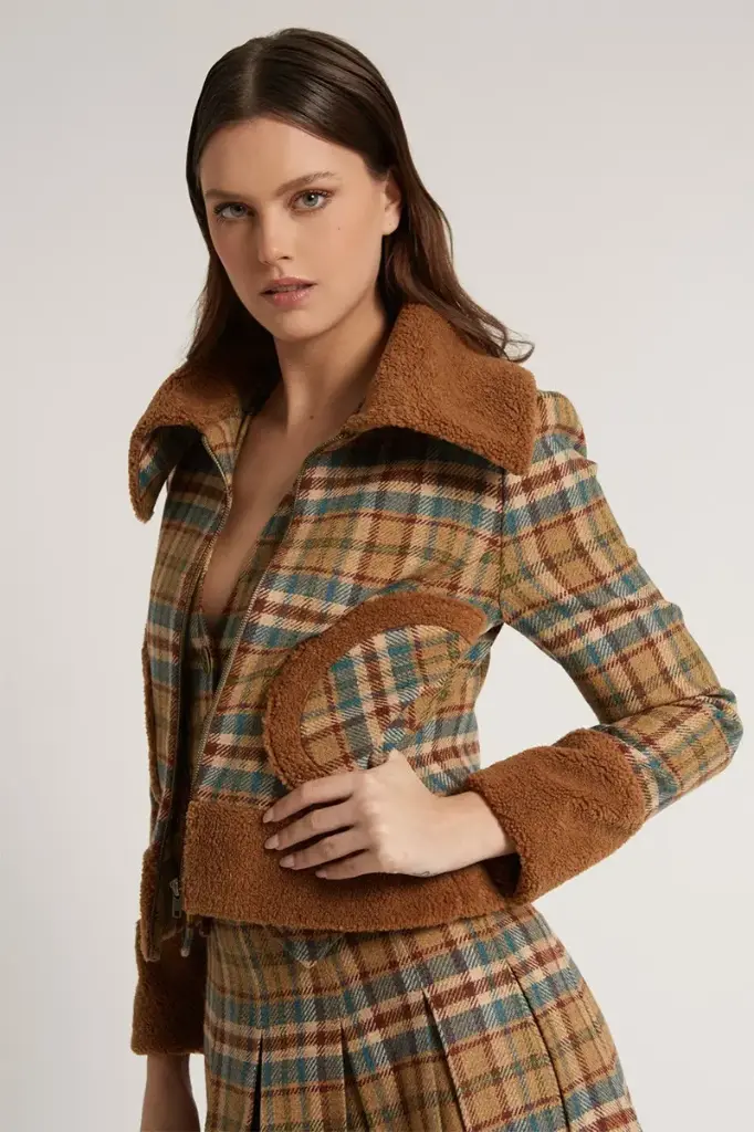 [9430047000322] CHAQUETA CUADRO ÚNICO