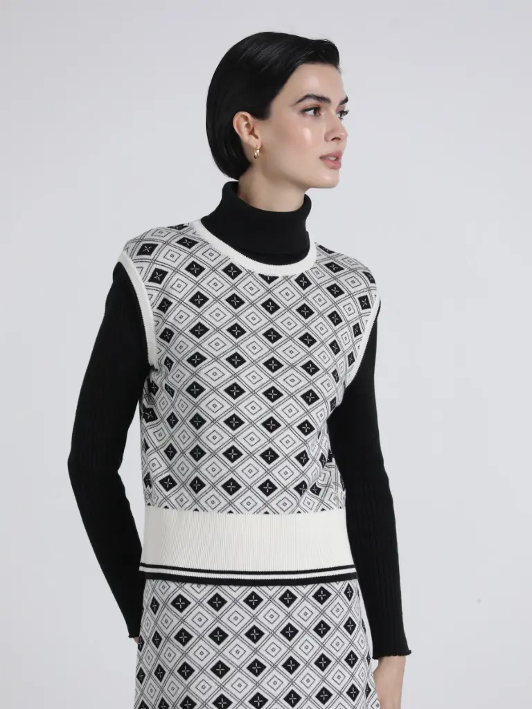 [9330011000225] CHALECO PADRAO (L)