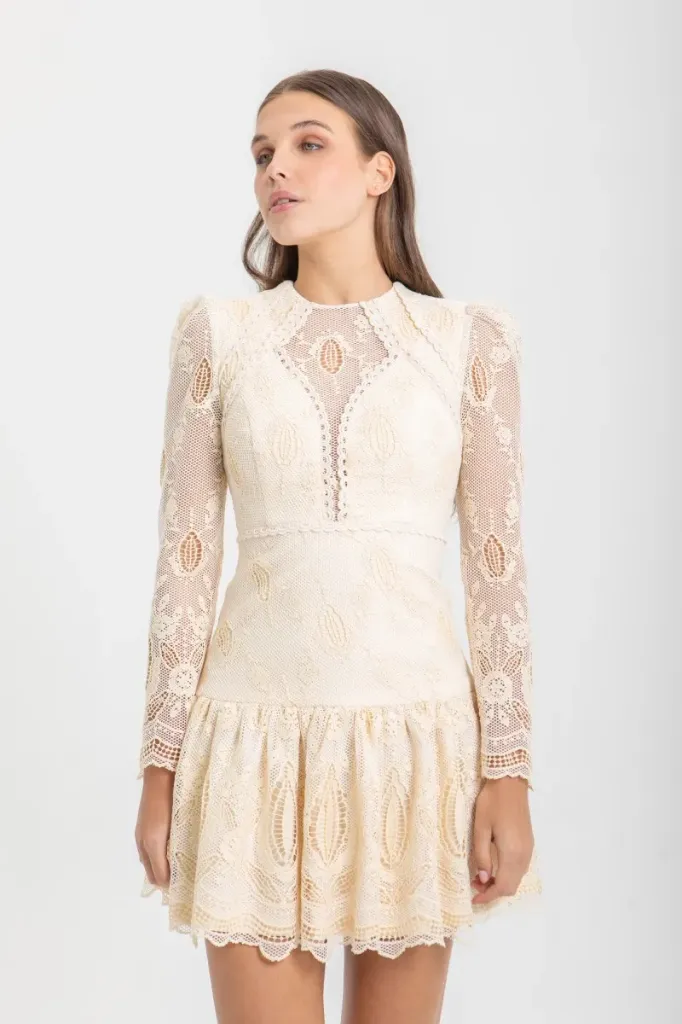 VESTIDO VAINILLA CALADO