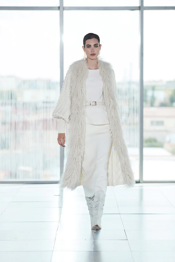 ABRIGO PELO OVERSIZE (L)