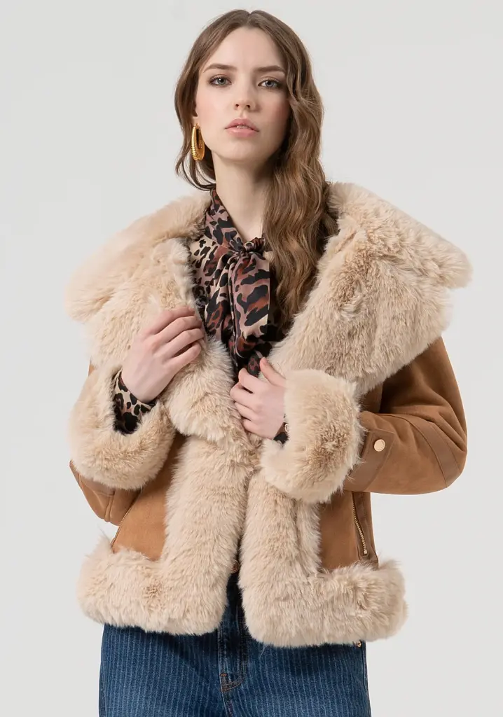 [9530047000876] CAZADORA KO