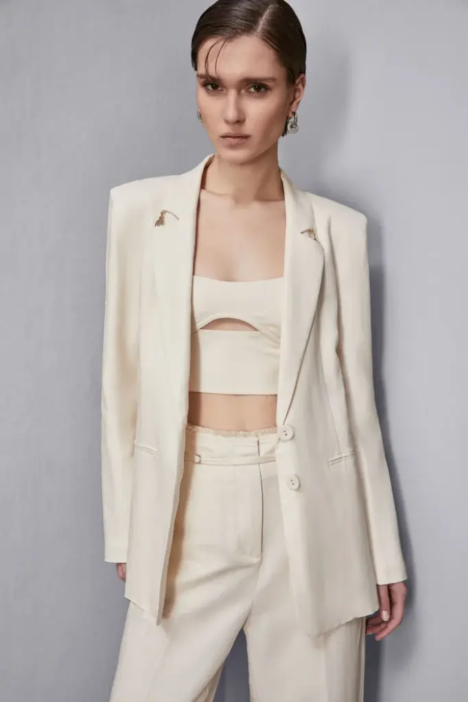 [9530002000318] AMERICANA IVORY